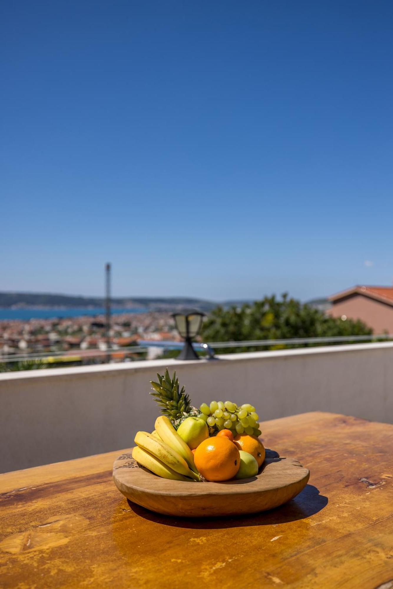 Sun Castle Holiday House Babic Kaštel Stari Exterior foto